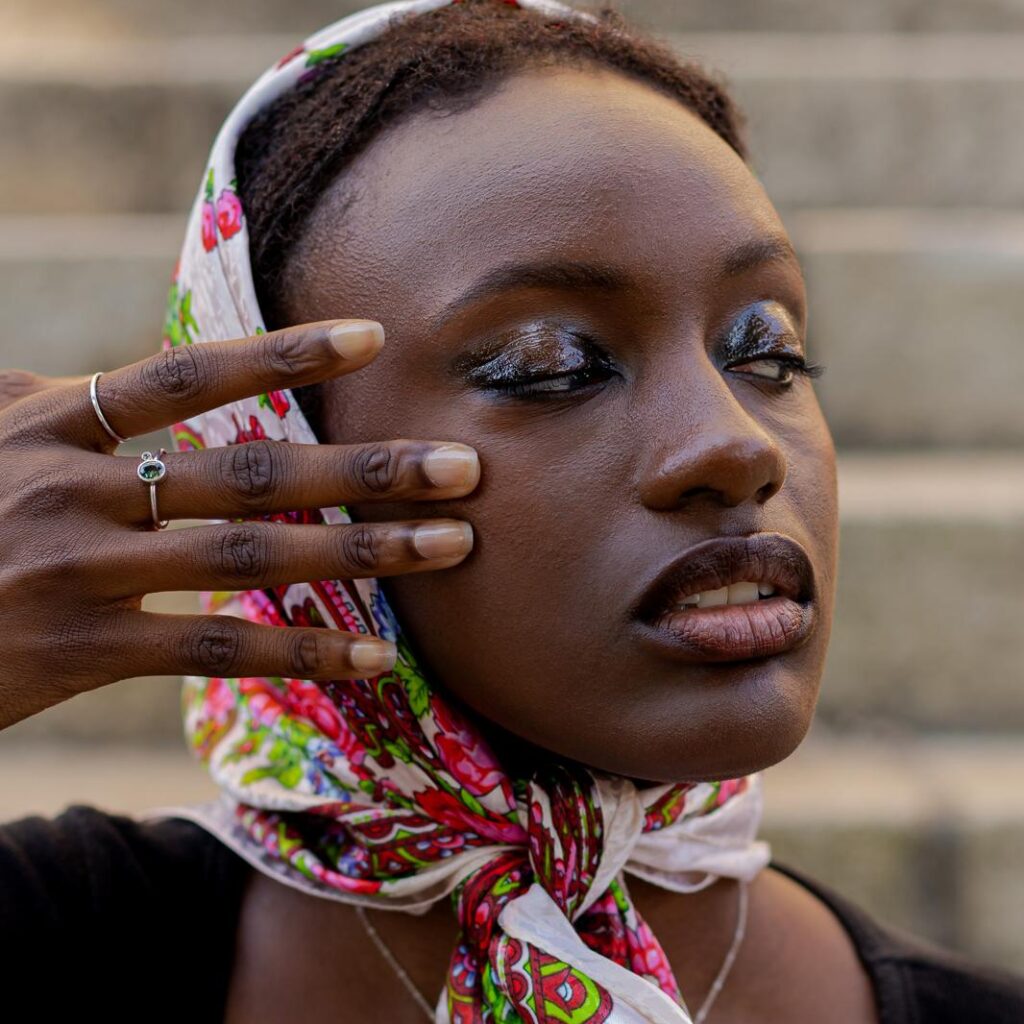 Maquillage Modèle - Marque Atelier Lucile au havre. Par la makeup artiste Manon Hardy basé en Normandie et alentours